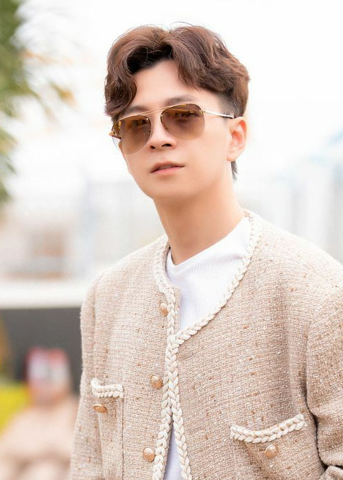 Top 9+ Kiểu Tóc Của Ngô Kiến Huy Với Các Mẫu Tóc Cá Tinh Kiểu tóc xoăn nhẹ phong cách Hàn Quốc của Ngô Kiến Huy