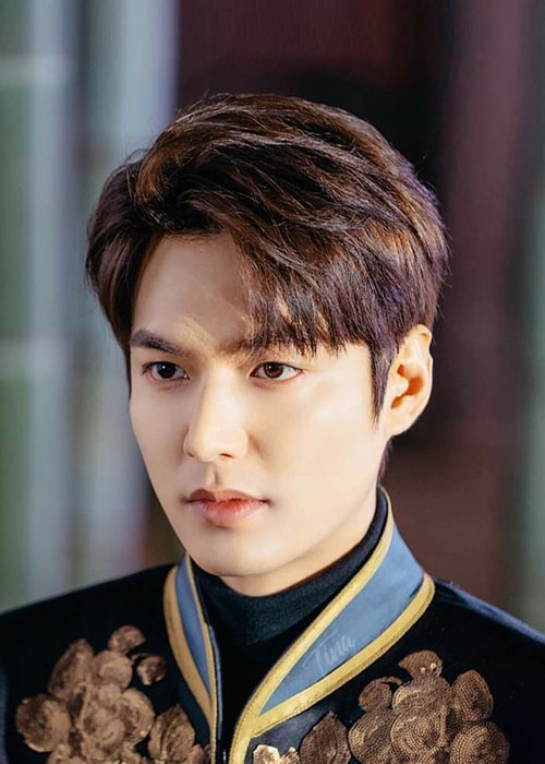Tổng Hợp 8+ Kiểu Tóc Của Lee Min Ho Đỉnh Cao Của Nhan Sắc Lee Min Ho với kiểu tóc ngắn tự nhiên trong Quân Vương Bất Diệt