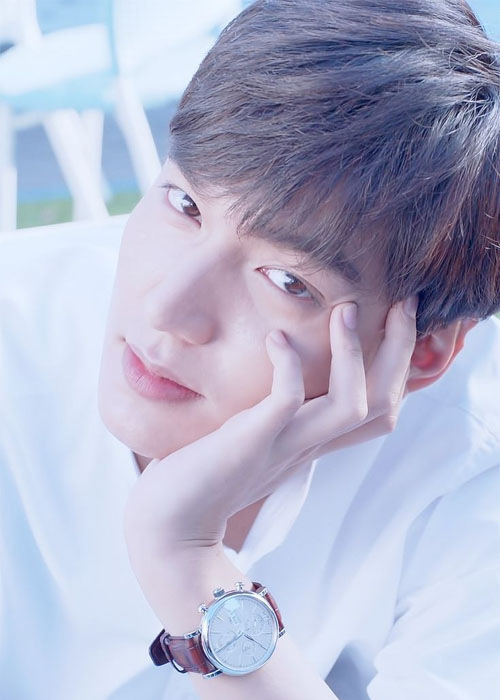Tổng Hợp 8+ Kiểu Tóc Của Lee Min Ho Đỉnh Cao Của Nhan Sắc Lee Min Ho với kiểu tóc thẳng tự nhiên