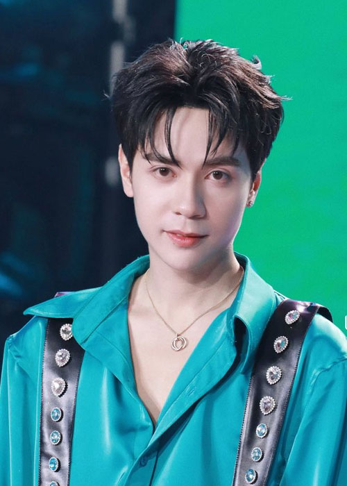 Top 7+ Kiểu tóc Quang Hùng MasterD Đẹp Hot Năm 2026 Tóc Middle part 5/5