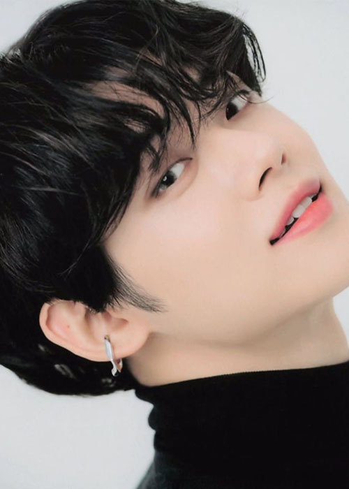 Top 5+ Kiểu Tóc Của Yeonjun (TXT) Với Phong Cách Trẻ Trung và Lịch Lãm Yeonjun với kiểu tóc màu đen tự nhiên