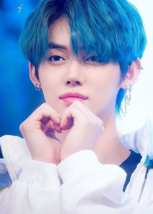 Top 5+ Kiểu Tóc Của Yeonjun (TXT) Với Phong Cách Trẻ Trung và Lịch Lãm Yeonjun với kiểu tóc xoăn nhẹ phong cách