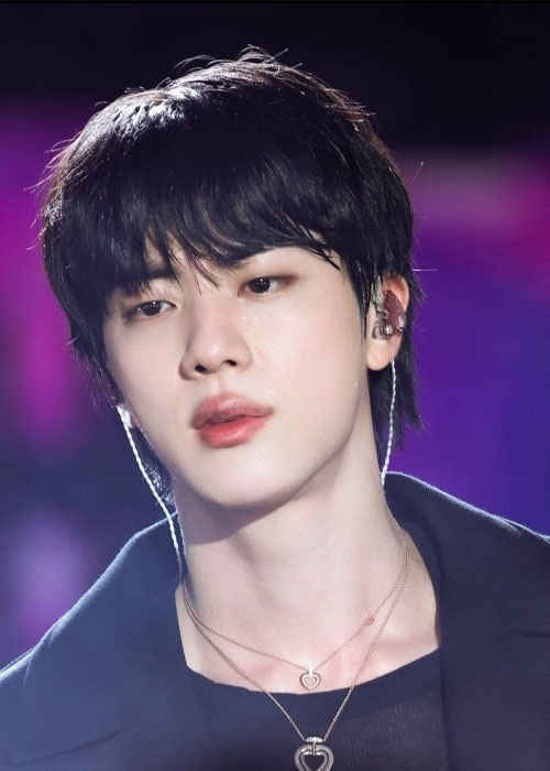 Top 9+ Kiểu Tóc Của Jin BTS Phong Cách Nam Tính, Mạnh Mẽ và Cá Tính kiểu tóc Layer cut