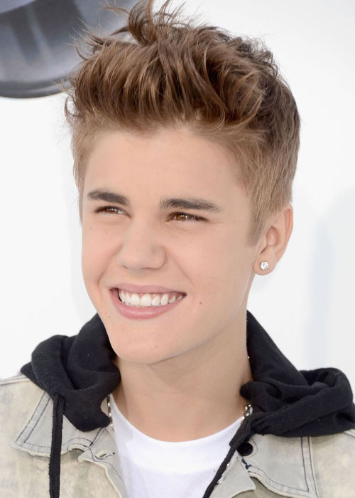 Top 6+ Kiểu Tóc Của Justin Bieber Nổi Bật và Cá Tính kieu toc Quiff