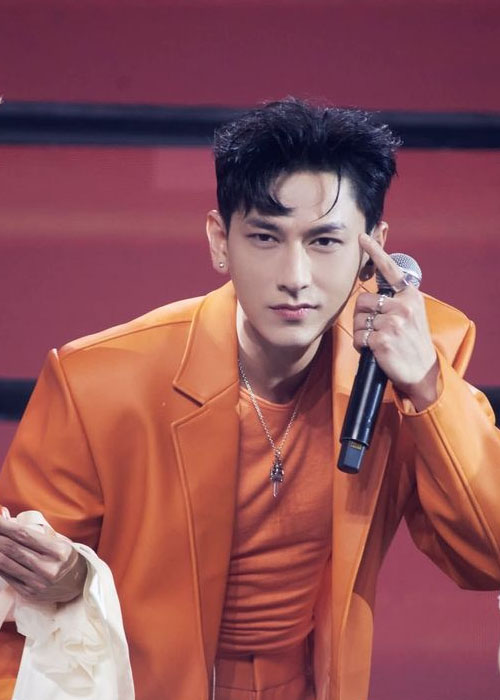 Top 7+ Kiểu Tóc Của Isaac Với Vẻ Ngoài Nam Tính & Hiện Đại kiểu tóc side part