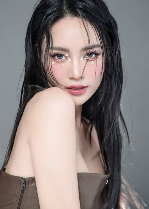 Top 5+ Kiểu Tóc Của Ninh Dương Lan Ngọc Thanh Lịch và Trẻ Trung Kiểu tóc mái bay của Ninh Dương Lan Ngọc