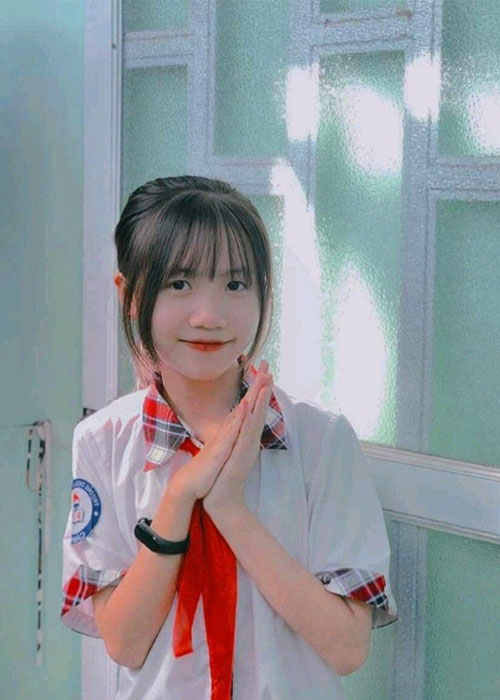 Top 99+ Ảnh Gái Xinh Cấp 2 Dễ Thương và Trong Sáng Tuổi Học Trò Hình nữ sinh cấp 2 tóc buộc cao gọn gàng và nụ cười trong sáng