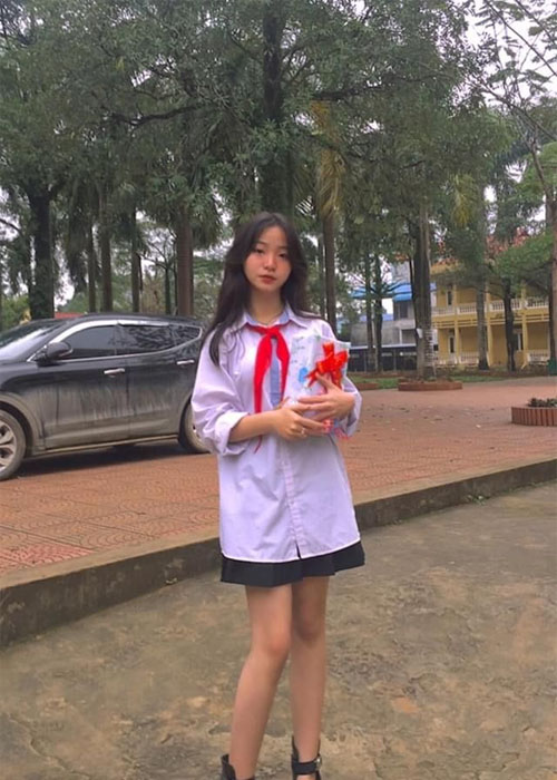 Top 99+ Ảnh Gái Xinh Cấp 2 Dễ Thương và Trong Sáng Tuổi Học Trò Nữ sinh cấp 2 xinh xắn mặc đồng phục chuẩn chỉnh trong ngày khai giảng