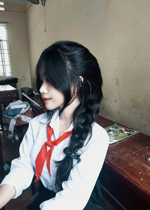 Top 99+ Ảnh Gái Xinh Cấp 2 Dễ Thương và Trong Sáng Tuổi Học Trò Gái xinh cấp 2 rạng rỡ trong buổi tổng kết năm học