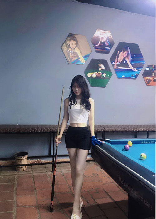 Tuyển Chọn 99+ Ảnh Gái Xinh Chơi Bida Với Vẻ Đẹp Cá Tính và Cuốn Hút Khó Cưỡng Gái xinh thần thái cuốn hút bên bàn bi