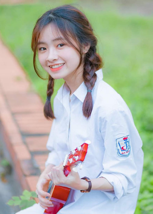 Top 69+ Ảnh Gái Xinh Răng Khểnh Cười Duyên Đốn Tim Người Đối Diện Ảnh gái xinh răng khểnh ánh sáng tự nhiên làm nổi bật gương mặt